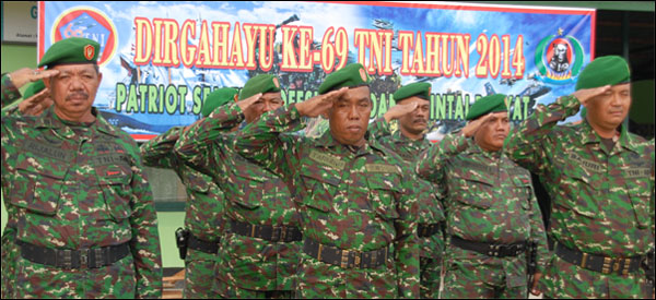 Hari jadi TNI ke-69 yang jatuh pada setiap tanggal 5 Oktober baru diperingati secara serentak pada Selasa (07/10) kemarin