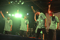 Penampilan grup hip hop/breakdance E.O.S ikut menyemarakkan Konser Khatulistiwa