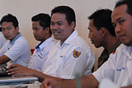Marwan (tengah) terpilih secara aklamasi sebagai Ketua DPD PAN Kukar yang baru