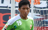 Ahmad Bustomi dkk harus mengakui keunggulan Arema Indonesia setelah ditekuk 5-3 oleh tuan rumah