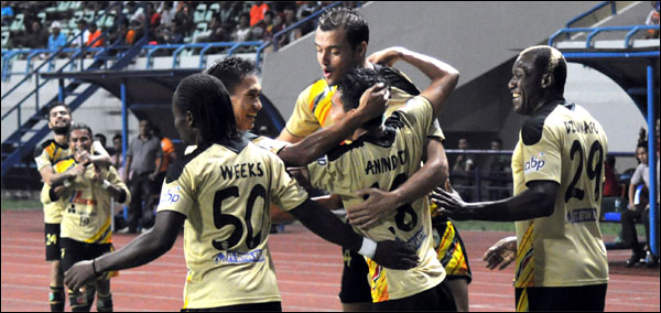 Sempat unggul lewat gol yang dicetak Anindito pada menit ke-4, Mitra Kukar akhirnya menyerah 2-1 dari Putra Samarinda