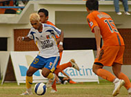 Fery Aman Saragih menyumbangkan satu-satunya gol bagi Mitra Kukar saat menghadapi Persisam