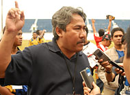 Ketua Umum Mitra Kukar Sugiyanto menuding adanya skenario untuk menjegal timnya ke semifinal