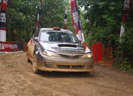 Salah satu peserta Gudang Garam International Rally Indonesia 2008 di PPU baru-baru ini. Anggota IMI Kukar ikut berperan aktif dalam event nasional itu