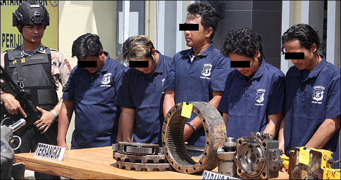 Kawanan spesialis pencurian onderdil alat berat berhasil diamankan Polsek Tenggarong Seberang
