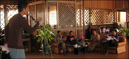 Suasana Lomba Baca Puisi Tingkat SLTP/SLTA di Resto & Cafe Gubang, Desa Perjiwa, Tenggarong Seberang, tadi siang