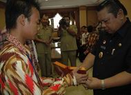 Wabup Samsuri Aspar saat menerima peserta PPAP awal Agustus lalu di Kantor Bupati Tenggarong