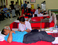 Suasana kegiatan Donor Darah di Mess Hall B VICO Indonesia, Muara Badak, pekan lalu